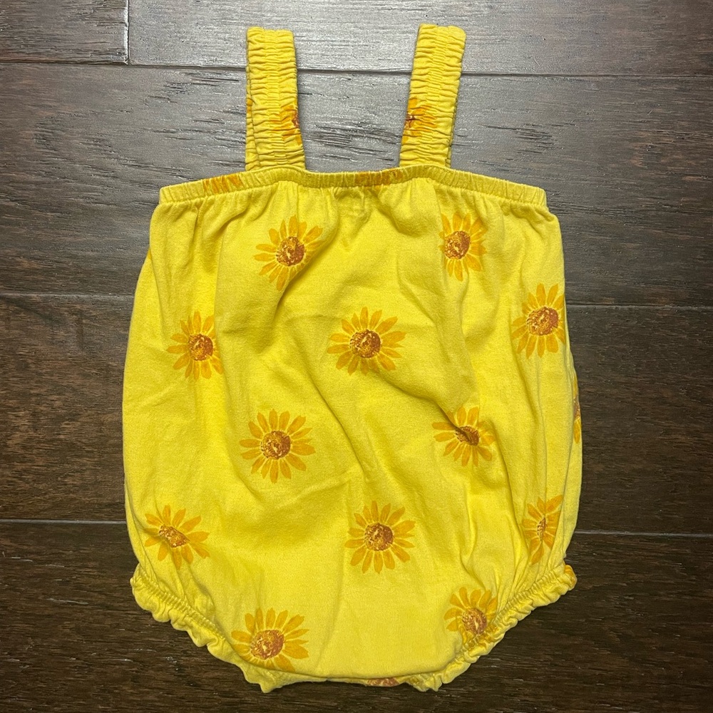 Yellow Sunflower Baby Romper 6-12 month - Picture 2 of 2